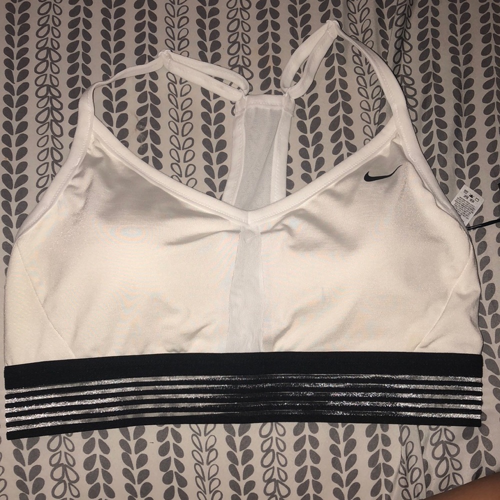 NWT Nike bra sz Large